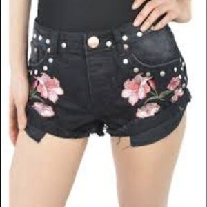 Signature8 embroidered jean shorts